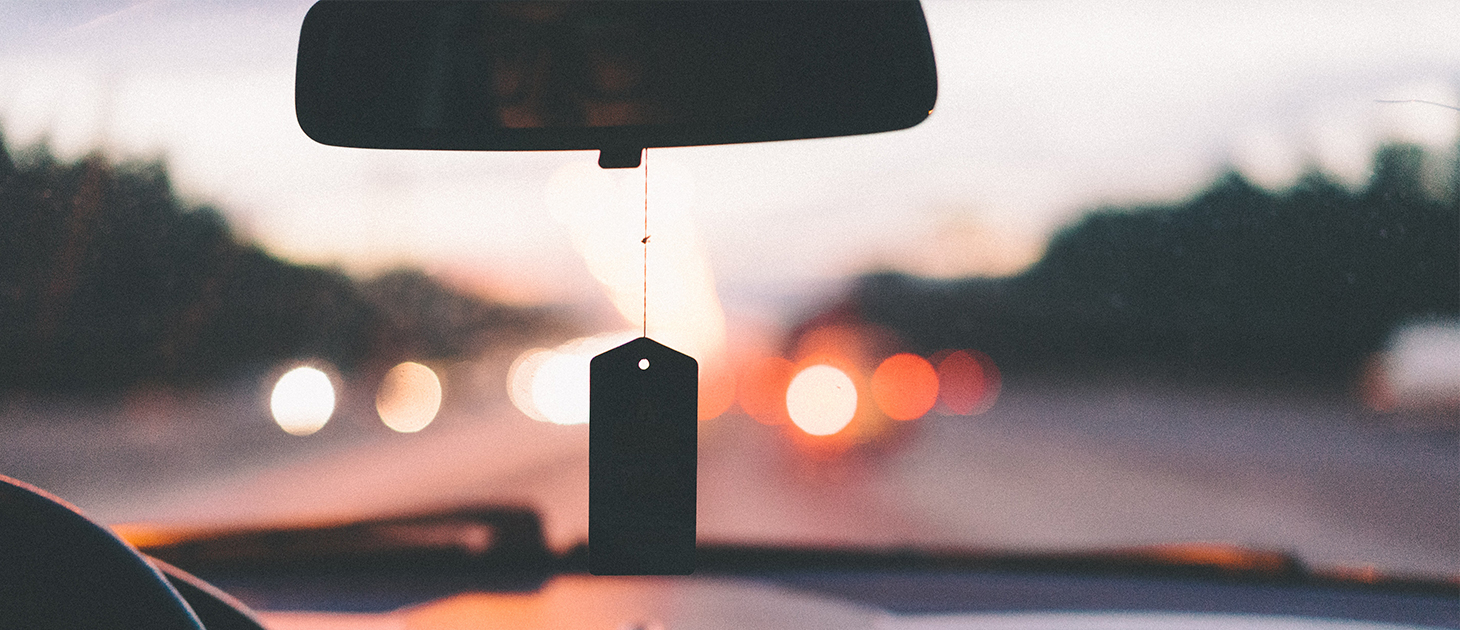 car-rearview-mirror