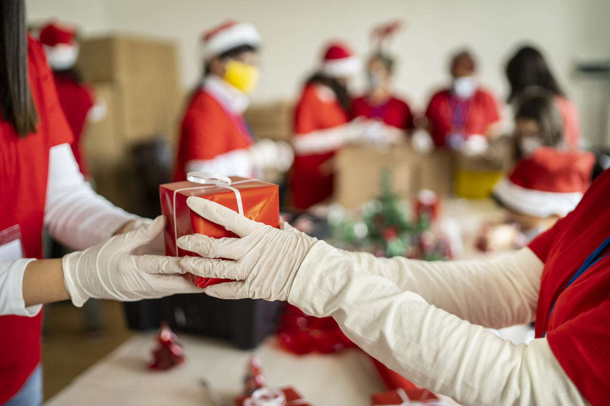 How ACG Gives Back: Local Chapters Embrace Philanthropy This Holiday Season