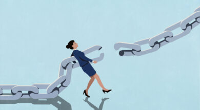 Businesswoman attempting to reconnect broken chain against blue background